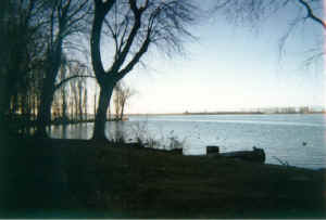2lago.jpg (174331 byte)