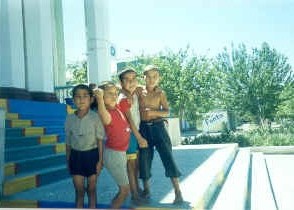 1nukus.jpg (90737 byte)