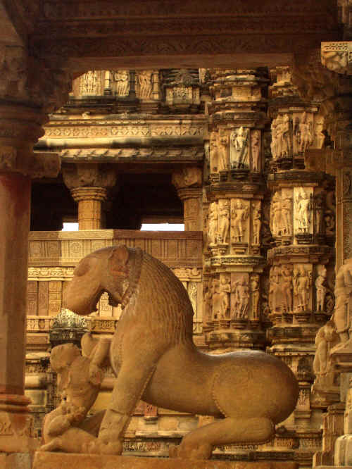 14khajurahoP6210039.jpg (608849 byte)