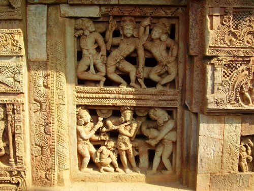 PC250385.jpg (551586 byte)