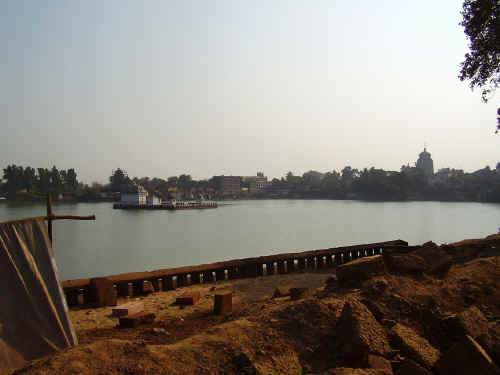 PC250421.jpg (290682 byte)