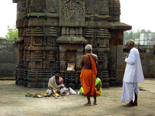 pujaPC210002.jpg (302266 byte)