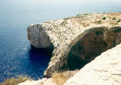 12malta.jpg (42608 byte)