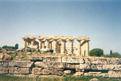 3paestum.jpg (52573 byte)