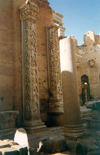 11libia.jpg (67445 byte)